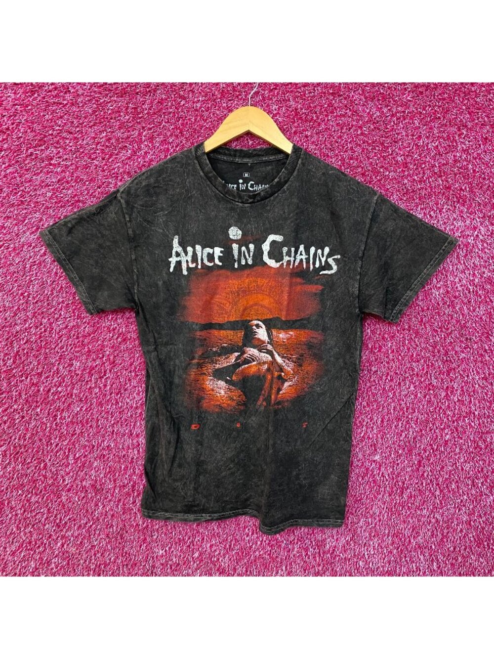 Alice In Chains "Dirt" Album Cover Graphic T-Shirt Medium